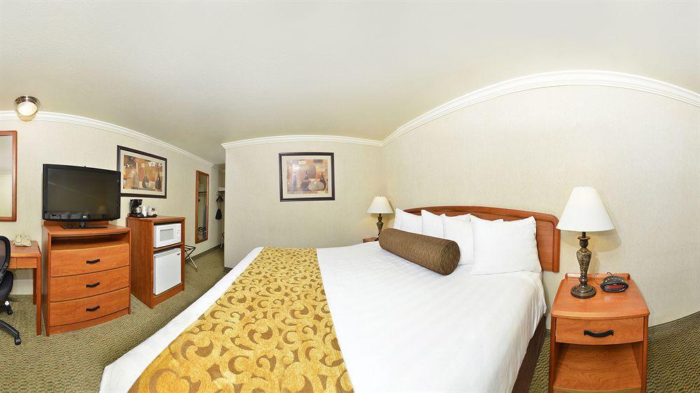 Best Western Holiday Hotel Coos Bay Εξωτερικό φωτογραφία