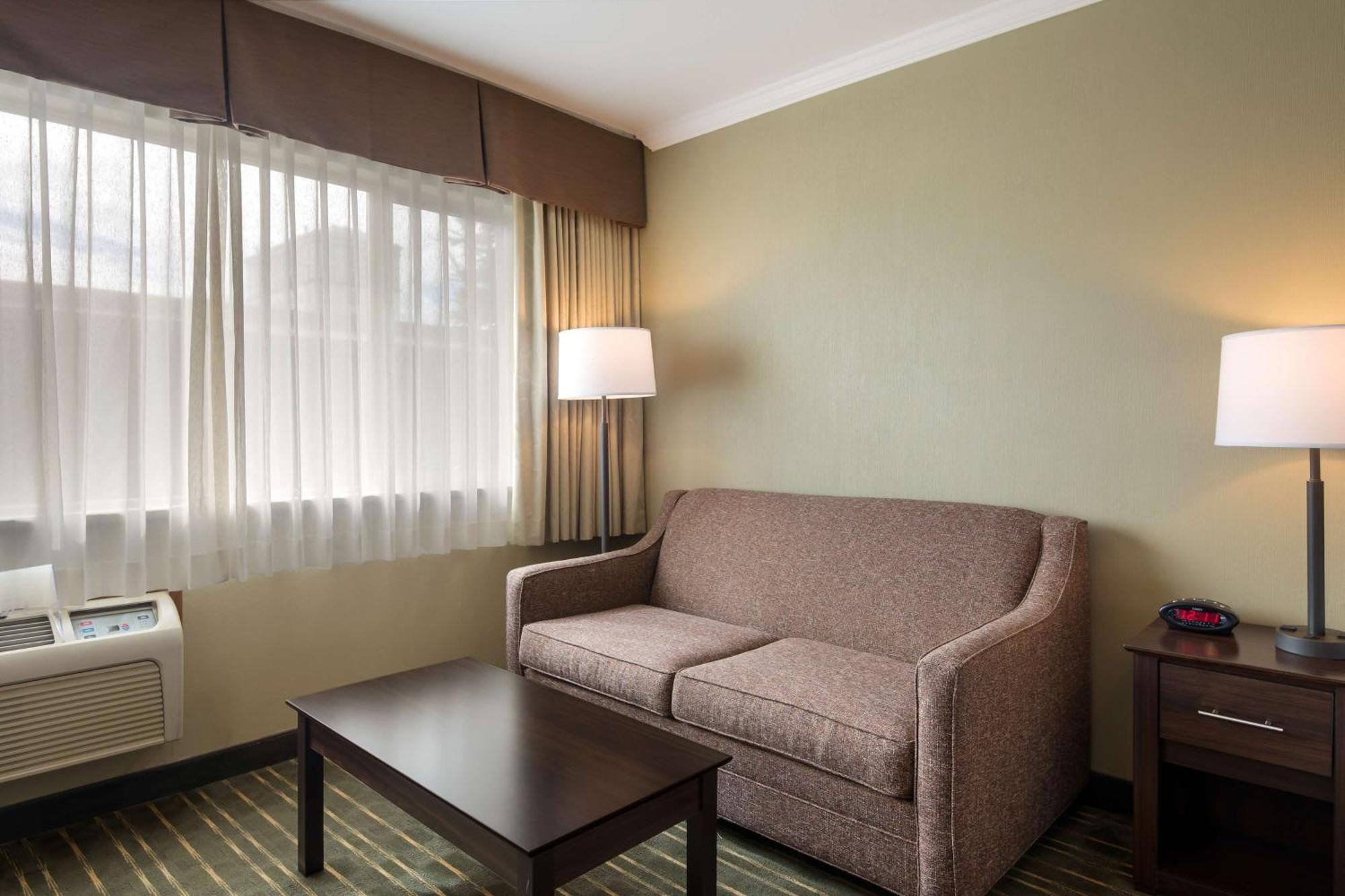 Best Western Holiday Hotel Coos Bay Εξωτερικό φωτογραφία